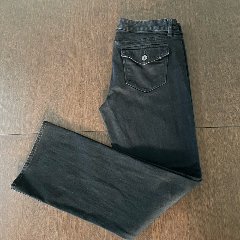 Ladies Jeans by Tommy Hilfiger